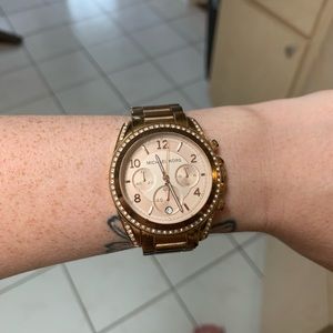Michael Kors Rose Gold Watch Women’s
